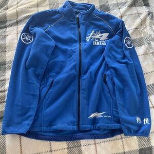 Team Yamaha Genesis Extreme Snowmobile Heavy Fleece XXL sizing runs small.